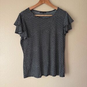 ❇️Adrianna Papell Navy and White Polka Dot Short Sleeve Top 2 for $22❇️